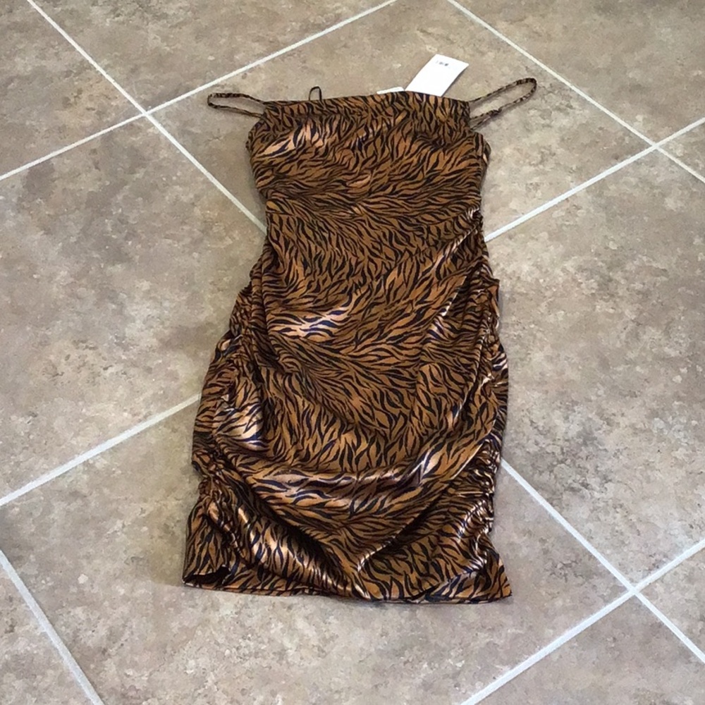 Likely Alessia dress, adjustable straps, back zip, ruched, tiger stripe, 00; NWT